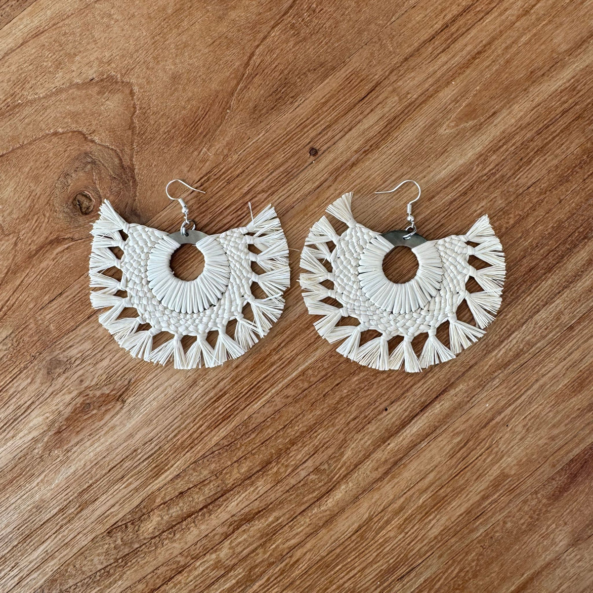 Cook Islands Handmade Rito Hoop Earrings in Natural