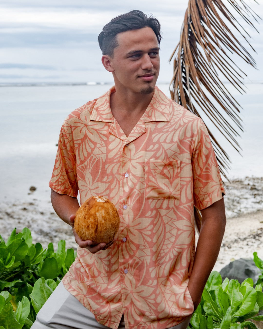 Kanoa Mens Island Shirt - Lagoon Sand - Front Detail