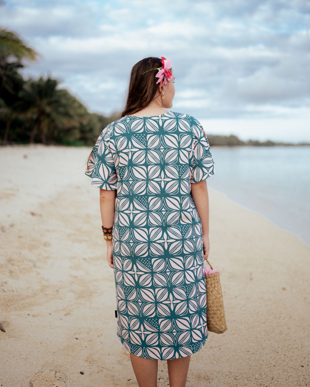 Lulu Womens T Shirt Island Dress - Pacific Floral Peach - Back