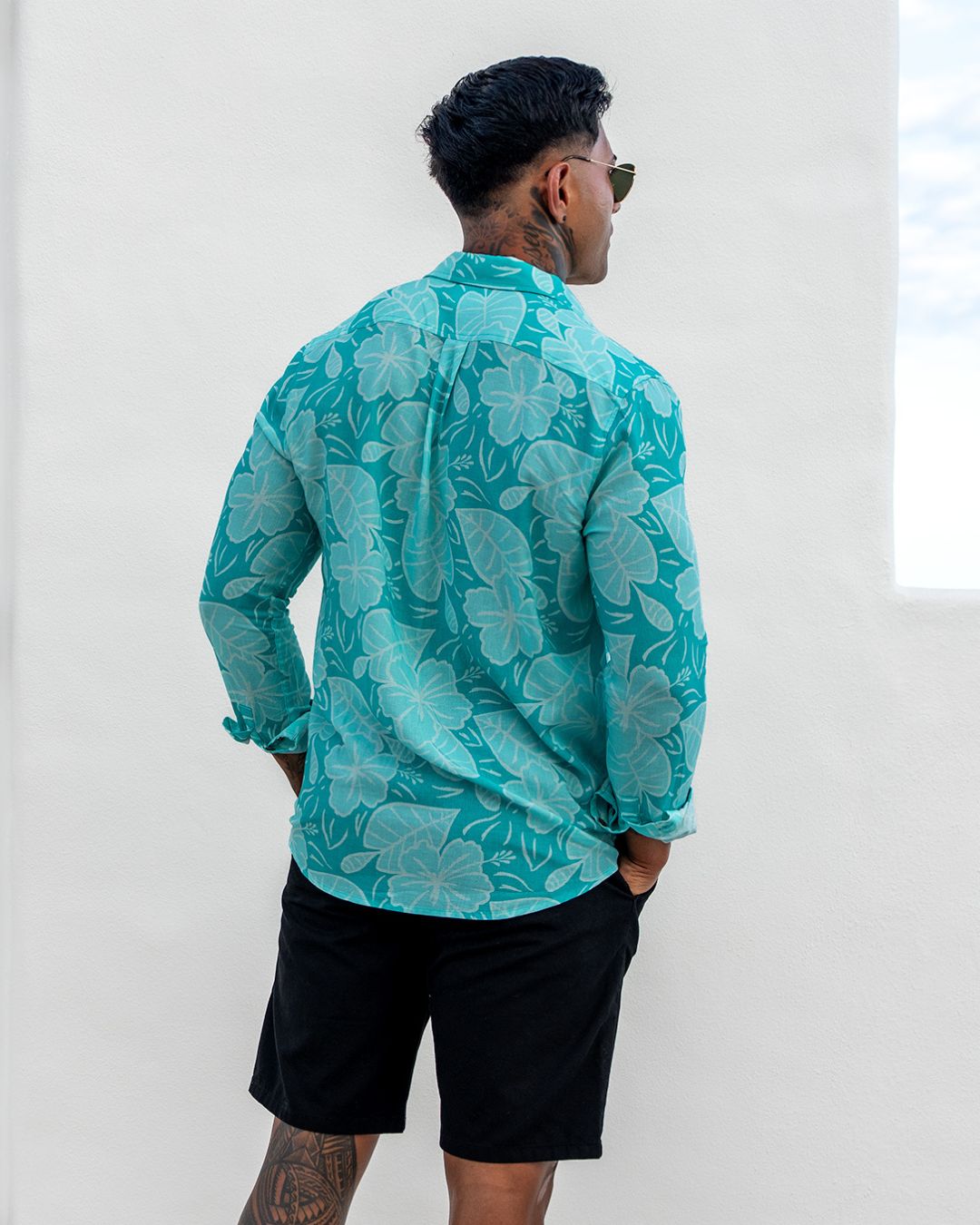 Shop Mens Island Shirts & T-Shirts | Large - ISLAKOKO